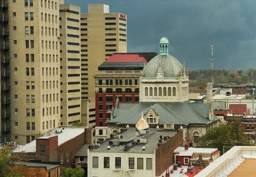 Storm approaches Lexington